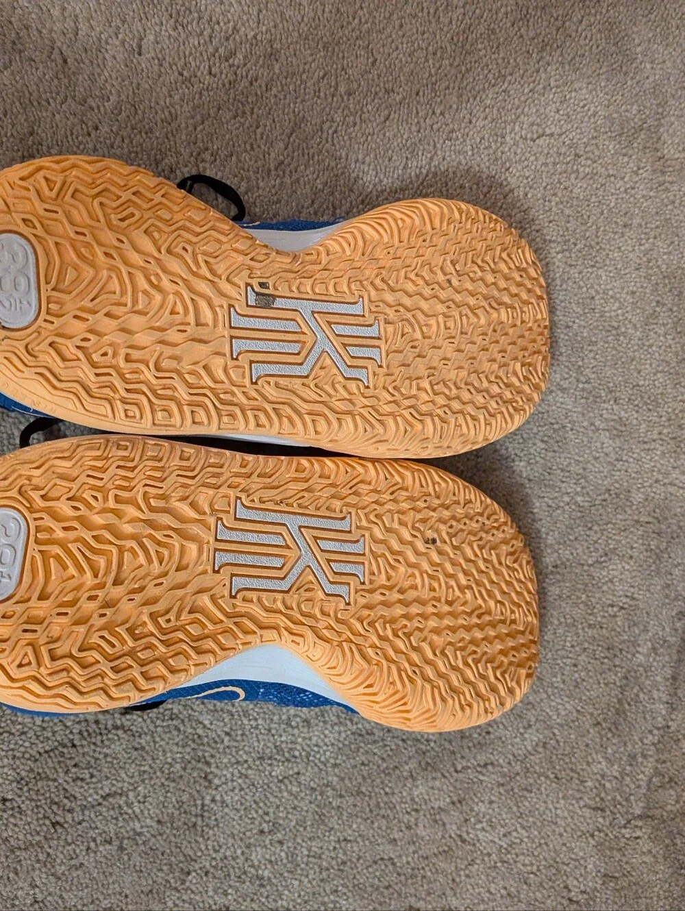 6 Y Nike‎ KYRIE